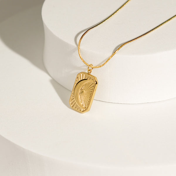 Gold Crescent Moon Square Necklace 18K Gold Plated – Elegant Celestial Jewelry From Kenz Jewelry – Premium Arabic Jewelry
