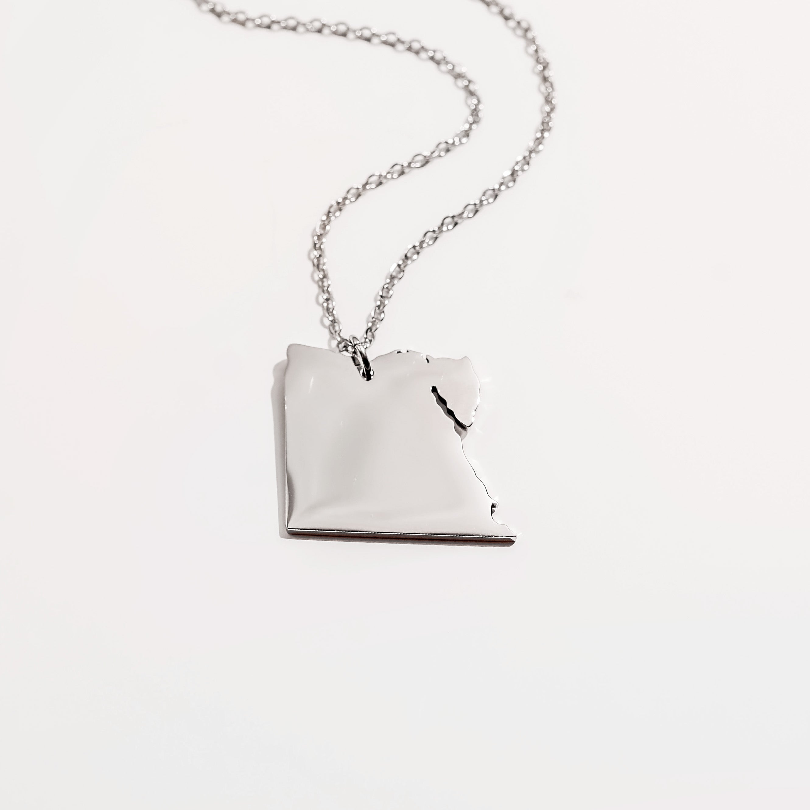 Egypt Map Pendant Necklace | Silver – Kenz Jewelry